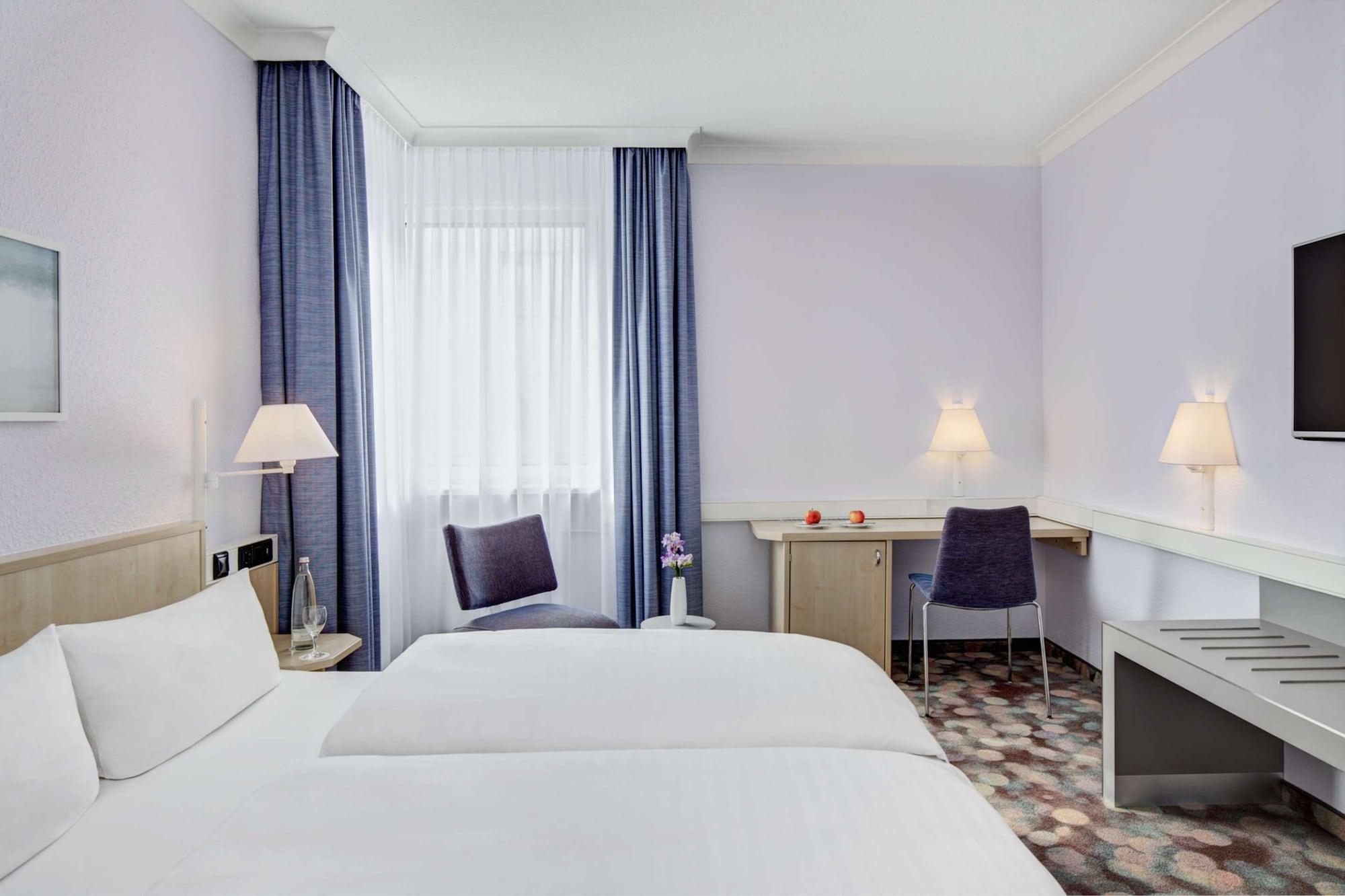 Intercityhotel Rostock Ngoại thất bức ảnh