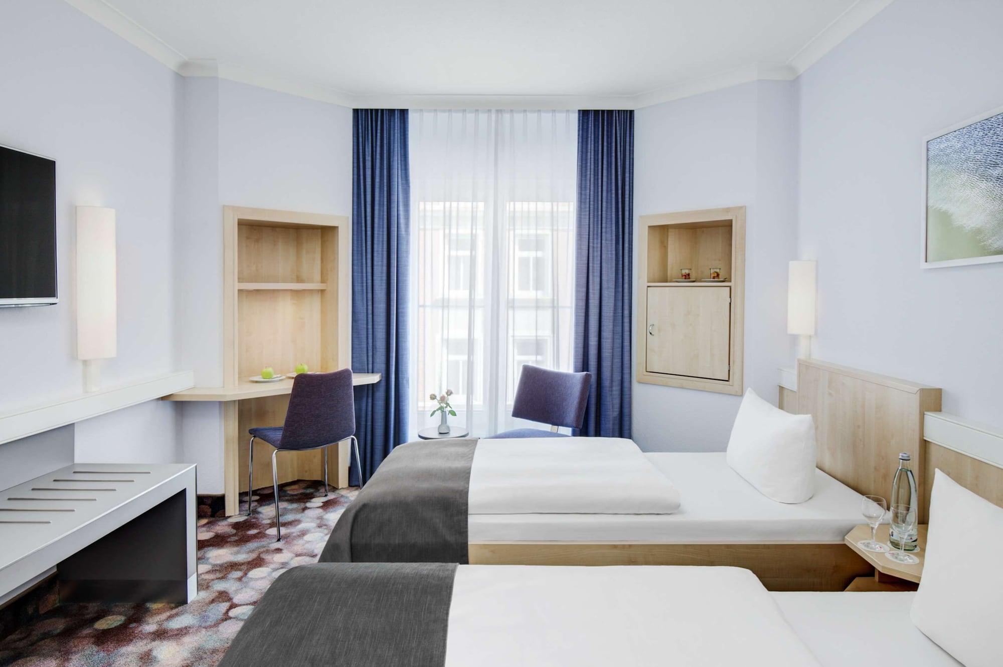 Intercityhotel Rostock Ngoại thất bức ảnh