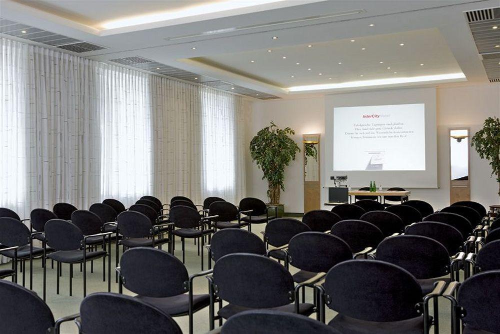 Intercityhotel Rostock Ngoại thất bức ảnh