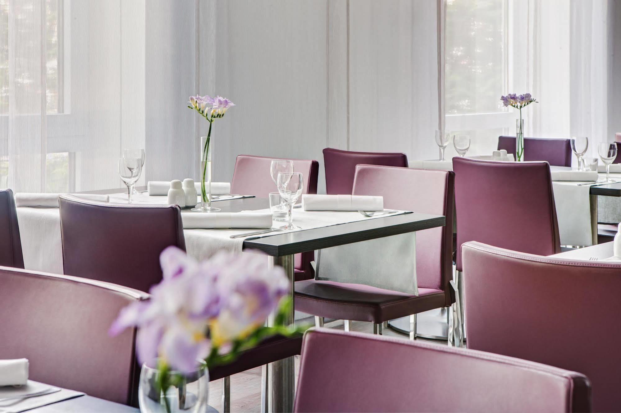 Intercityhotel Rostock Ngoại thất bức ảnh